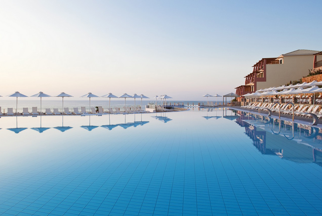 apostolata_resort_kefalonia_luxury_hotel.jpg